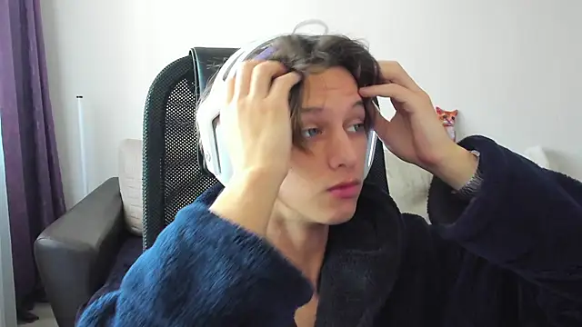 Ostin meow online show from October 15, 7:41 am