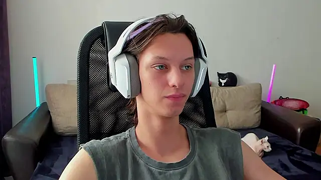 Ostin meow online show from March 1, 10:17 am