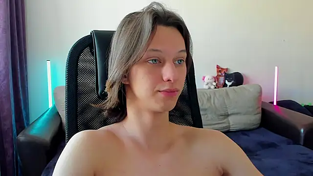 Ostin meow online show from April 30, 2:51 am