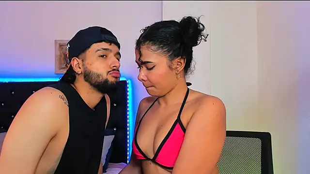 Snapshot of sharon_and_myke chatting on December 16, 2:49 pm sharon and myke online show from December 16, 2:49 pm