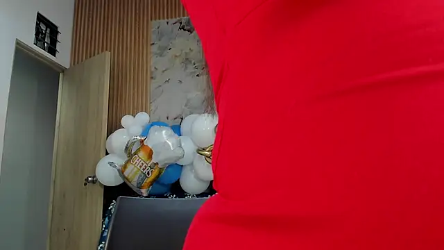 Any topless online show from September 23, 11:02 am