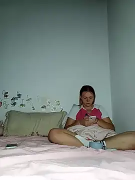 Snapshot of ella_grays chatting on July 14, 4:02 pm ella grays online show from July 14, 4:02 pm