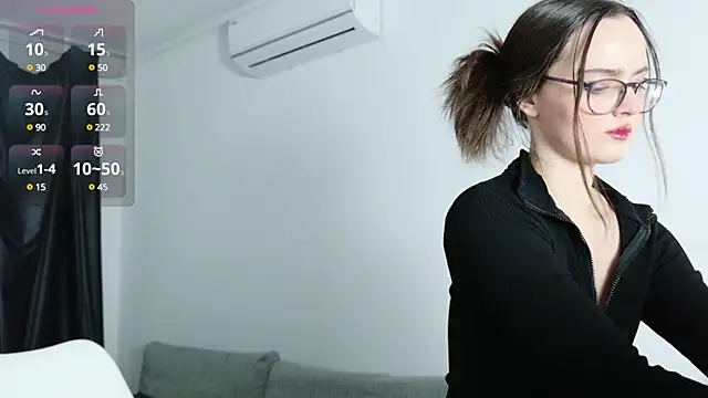 Snapshot of Pinky__Binky chatting on February 9, 2:29 pm Pinky Binky online show from February 9, 2:29 pm