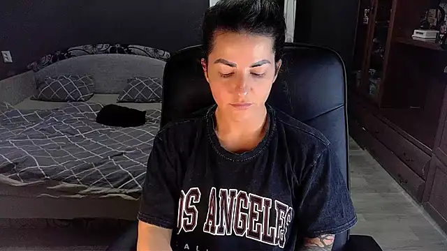 Aria Dl online show from January 21, 1:43 pm