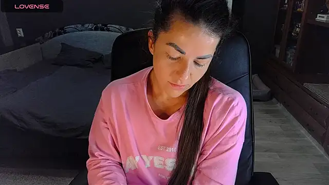 Aria Dl online show from October 2, 12:01 pm