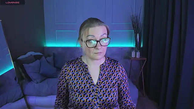 Snapshot of AlexandraKind chatting on February 24, 11:41 pm AlexandraKind online show from February 24, 11:41 pm