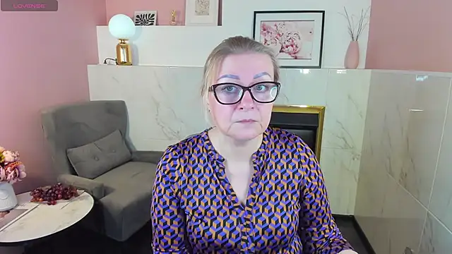 Snapshot of AlexandraKind chatting on February 26, 9:05 pm AlexandraKind online show from February 26, 9:05 pm