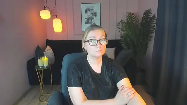 Snapshot of AlexandraKind chatting on March 17, 7:58 pm AlexandraKind online show from March 17, 7:58 pm