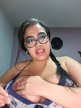 Snapshot of Katrina_The_Kitty chatting on February 4, 7:51 am Katrina The Kitty online show from February 4, 7:51 am