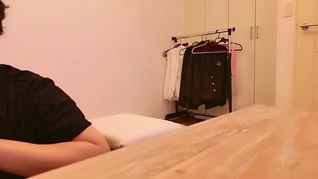 Snapshot of undo-busoku69 chatting on September 11, 4:07 pm undo-busoku69 online show from September 11, 4:07 pm