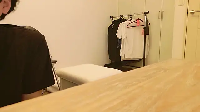 Snapshot of undo-busoku69 chatting on October 12, 11:31 am undo-busoku69 online show from October 12, 11:31 am