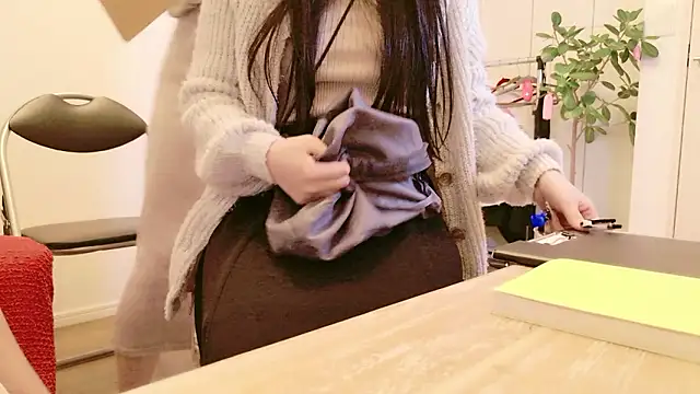 Snapshot of undo-busoku69 chatting on November 25, 5:07 am undo-busoku69 online show from November 25, 5:07 am