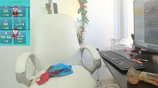 lulu 25  online show from January 3, 8:10 am