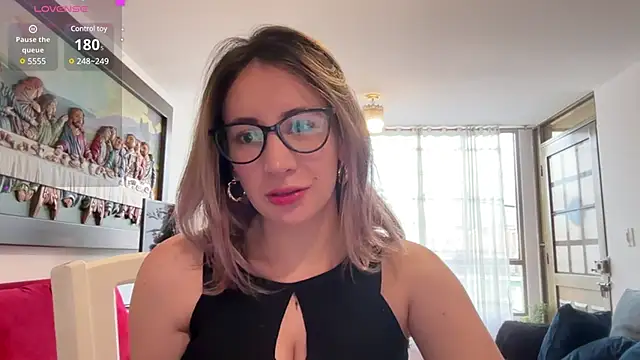 Gabby cruz  online show from December 12, 9:48 pm