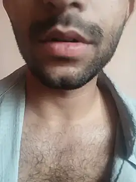Snapshot of Vignesh3246 chatting on July 17, 10:55 am Vignesh3246 online show from July 17, 10:55 am
