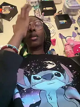 GoddessxDutchessx online show from March 7, 9:17 pm