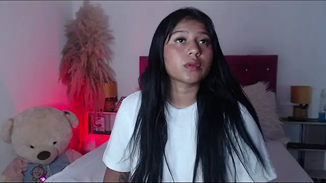 alinakiss online show from December 22, 4:59 pm