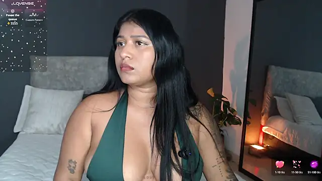 alinakiss online show from June 21, 7:00 am