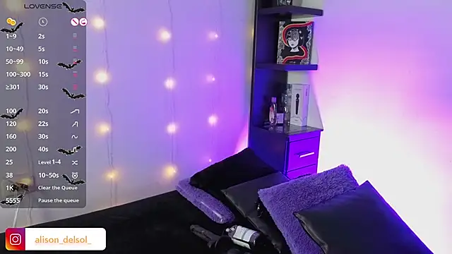 Snapshot of Alisson_Wynter chatting on December 20, 3:46 am Alisson Wynter online show from December 20, 3:46 am