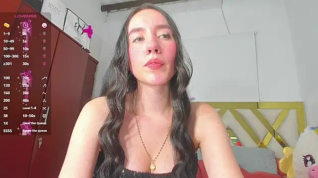 Snapshot of rousee_yareldss chatting on November 18, 4:17 am rousee yareldss online show from November 18, 4:17 am