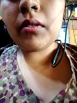 Love-Veronica online show from February 8, 8:18 am