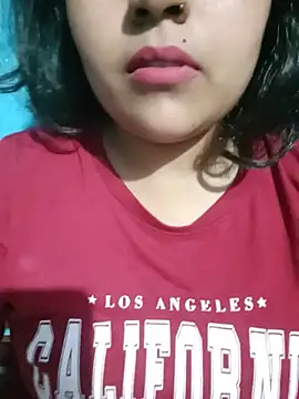 Love-Veronica online show from July 14, 6:46 pm