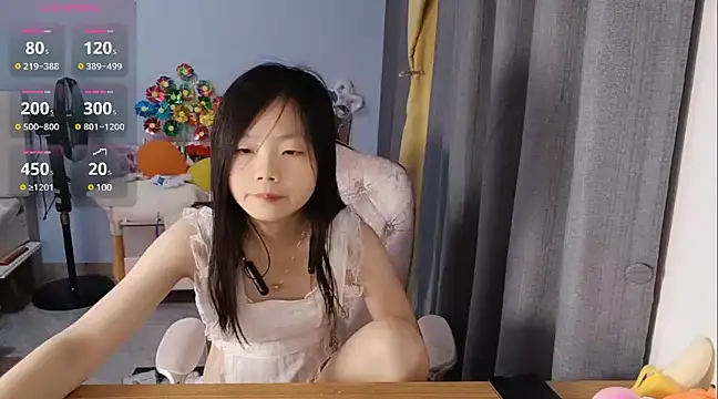 Snapshot of Lena-yyds chatting on March 14, 1:35 pm Lena-yyds online show from March 14, 1:35 pm