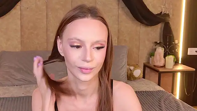 RebeccaMartons online show from July 9, 8:46 pm