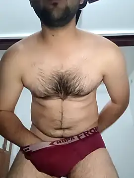 Snapshot of smartboy010101 chatting on December 18, 1:23 pm smartboy010101 online show from December 18, 1:23 pm