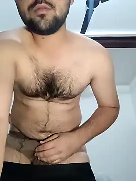 Snapshot of smartboy010101 chatting on December 23, 1:13 pm smartboy010101 online show from December 23, 1:13 pm