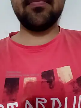 Snapshot of smartboy010101 chatting on March 11, 1:45 pm smartboy010101 online show from March 11, 1:45 pm