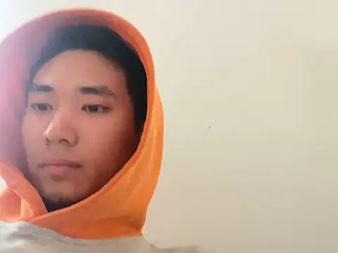 lilywithpuppy online show from April 22, 10:22 pm