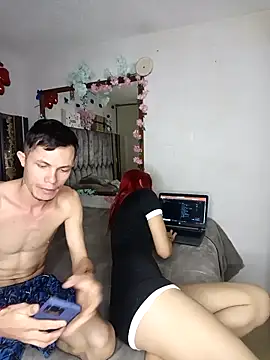 Snapshot of laura_arias018 chatting on November 22, 12:09 am laura arias018 online show from November 22, 12:09 am