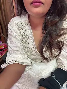 Snapshot of _nishalove19 chatting on November 10, 7:24 pm nishalove19 online show from November 10, 7:24 pm