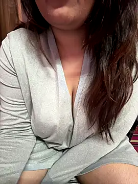 Snapshot of _nishalove19 chatting on November 20, 7:13 pm nishalove19 online show from November 20, 7:13 pm