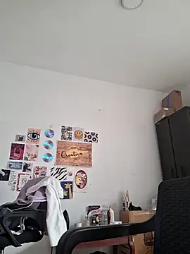 Snapshot of GoddessCarrie chatting on October 14, 4:41 pm GoddessCarrie online show from October 14, 4:41 pm