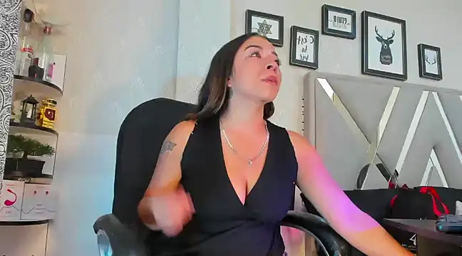 natacha  black  online show from January 25, 10:07 pm