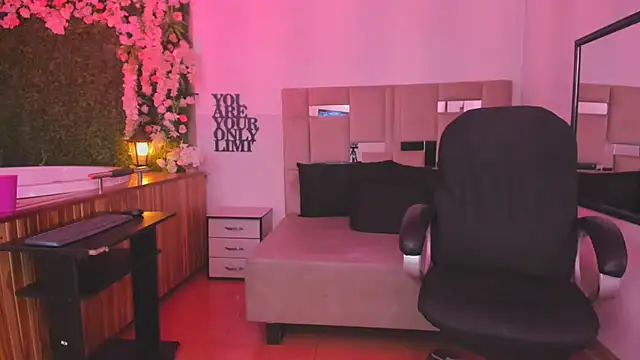 natacha  black  online show from March 21, 10:39 am