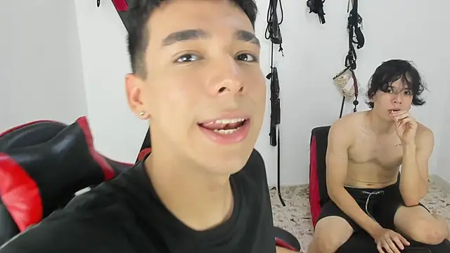 Harry LatinBoy online show from November 25, 8:31 pm