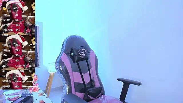 Naomy veracruz  online show from January 6, 1:30 pm