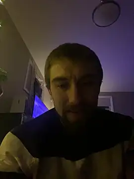 Snapshot of Fuckboy4public chatting on December 12, 3:43 am Fuckboy4public online show from December 12, 3:43 am