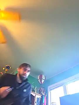 Snapshot of Fuckboy4public chatting on November 3, 9:05 pm Fuckboy4public online show from November 3, 9:05 pm