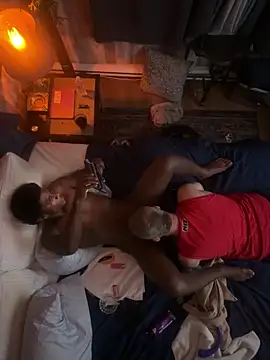 Snapshot of SaveeGame chatting on December 3, 6:48 am SaveeGame online show from December 3, 6:48 am