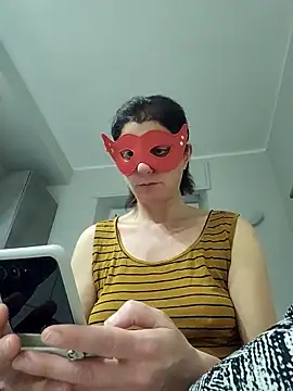 Vagabondainnamorata online show from February 17, 7:09 pm