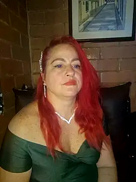 Snapshot of Scarlett45_ chatting on June 27, 9:53 pm Scarlett45 online show from June 27, 9:53 pm