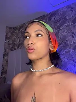 LollaByer online show from January 17, 2:08 am