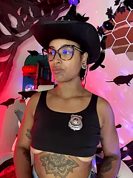 LollaByer online show from October 15, 7:36 pm