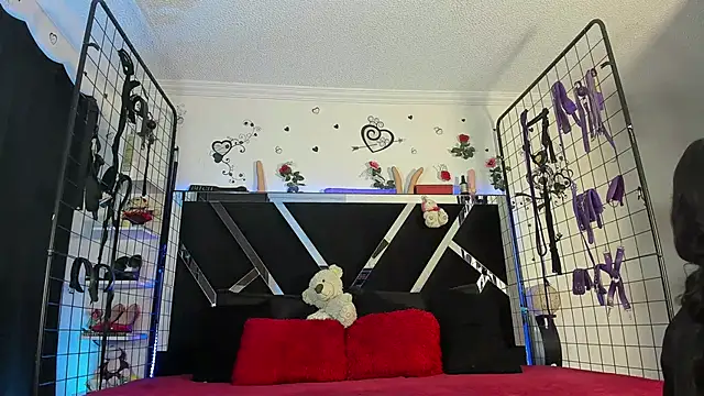 thedream girls online show from November 17, 12:11 pm