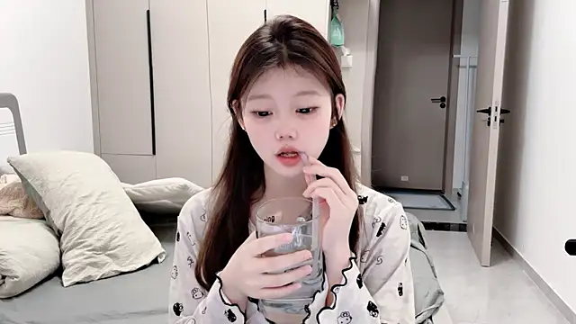 yangyang-1115 online show from September 27, 4:39 am