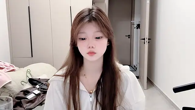 yangyang-1115 online show from October 4, 4:43 am